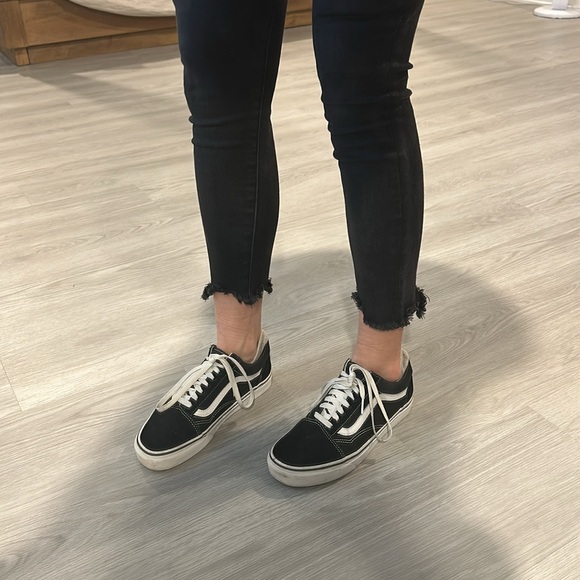 Vans Old Skool Sneaker - Picture 9 of 10